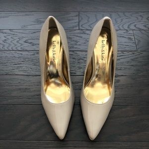 Kelly & Katie Nude Pumps